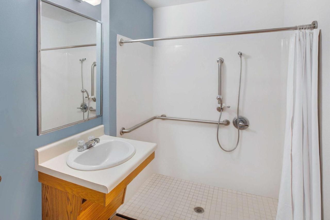 Woodspring Suites Brownsville Eksteriør billede